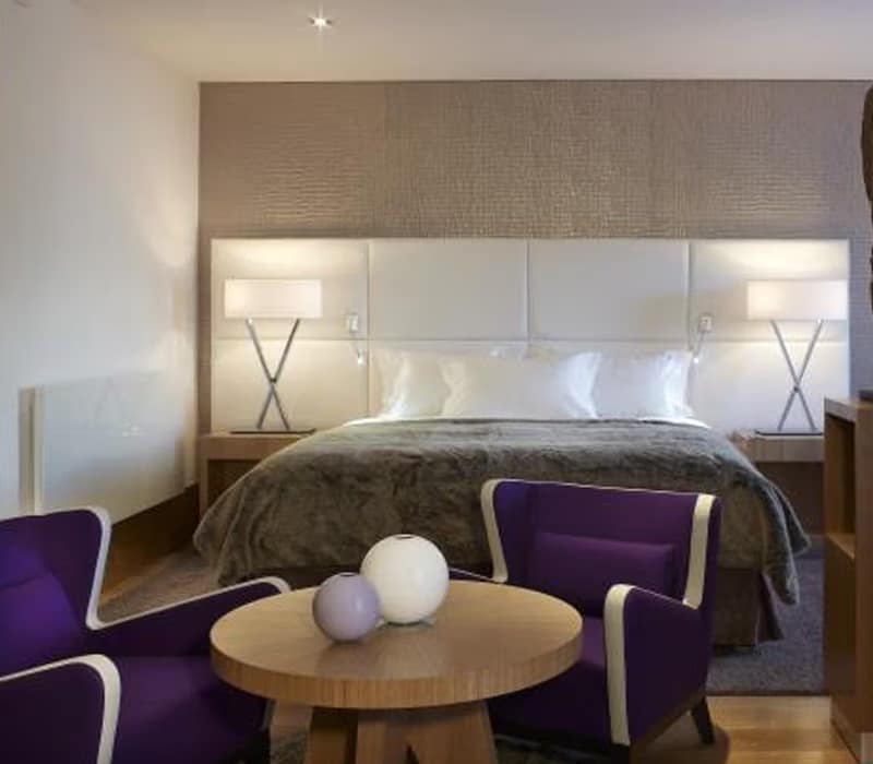 Our glass radiators are heat accumulators that radiate heat evenly without moving the air so avoiding temperature in layers & dust movement.